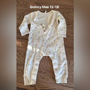 Quincy Mae White Star Print Footie